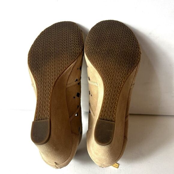 Michael Kors Women's 9.5 M Beige Wedge Suede Wrap Cutout Back Zip Peep Toe Heels - Picture 9 of 10